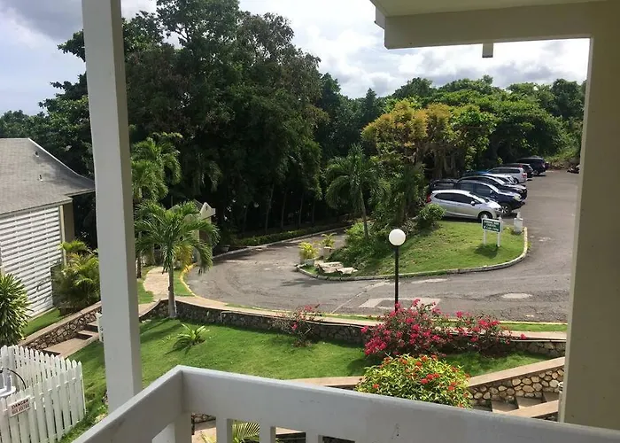 Apartment 2 Bedroom Apartment/flat Ocho Rios
